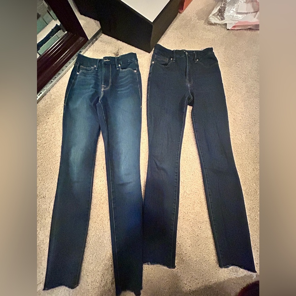 4 pairs of Good American Jeans! 2 good waist and 2 good legs style! Sz 4/27